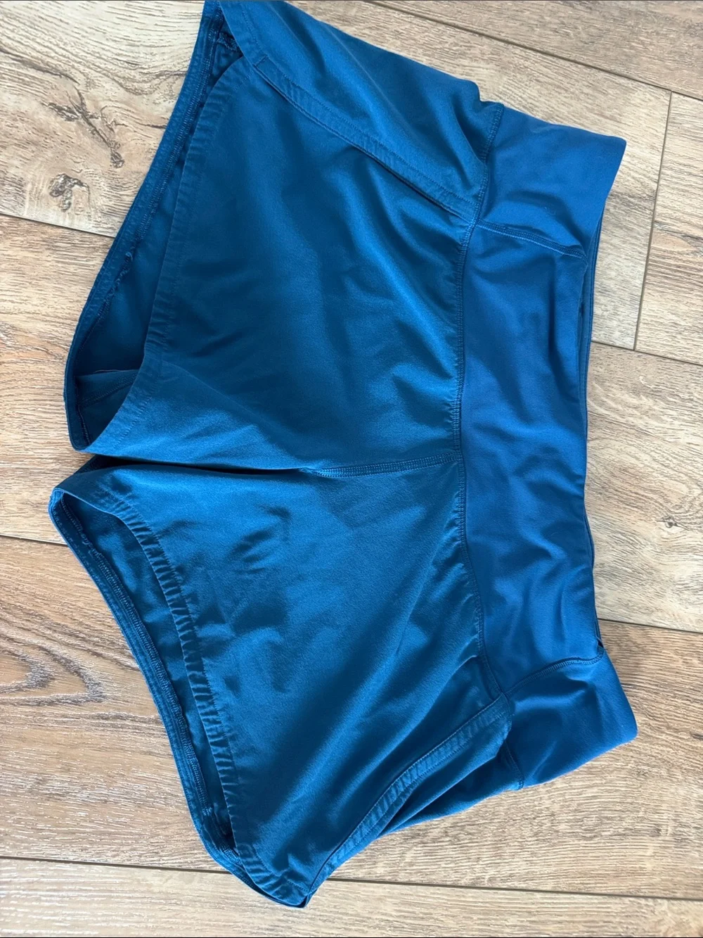 lululemon athletica Blue Athletic Shorts Sz 8 GUC